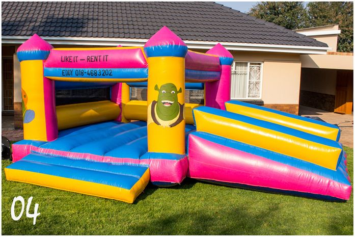 #4-slide-on-side-jumping-castle